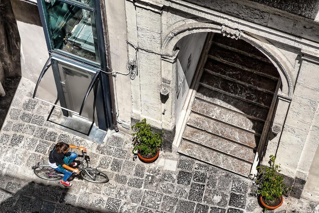 Bmode Hotell CTA Exteriör bild